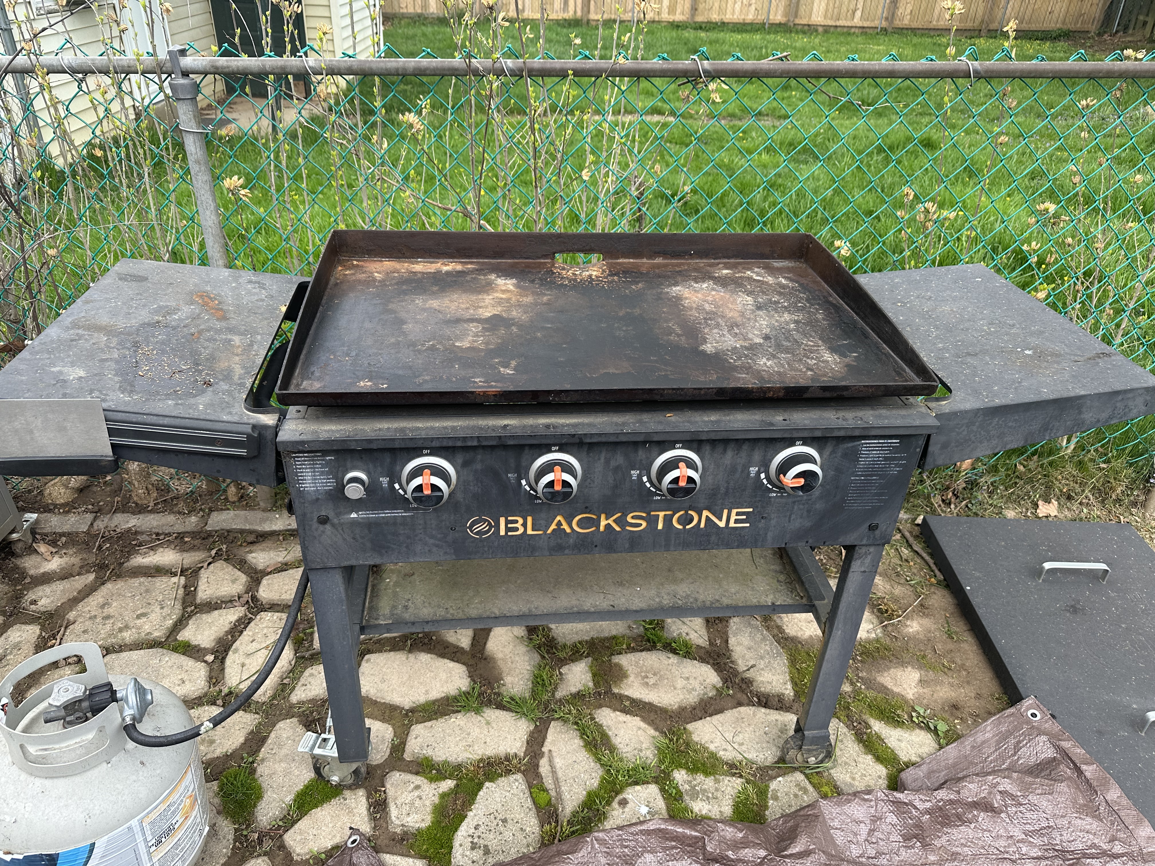 Blackstone griddle before cleaning